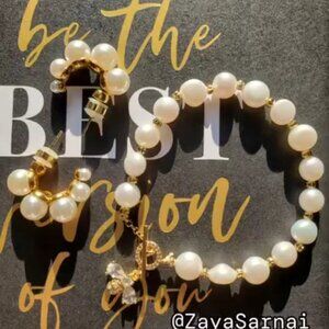 Fresh water pearl  earring & bracelet set